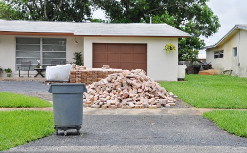 Efficient packing and unpacking services by House Clearance Tadworth